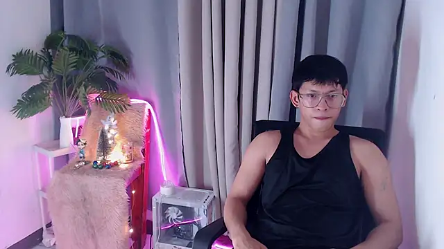 pinkcock froi2305 online show from 11-17-25, 08:31