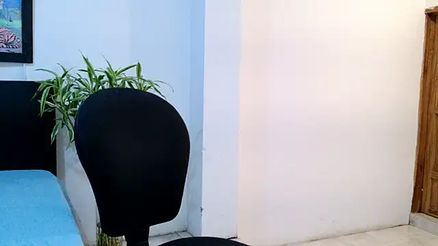 Snapshot of Allhondra chatting on 11-07-25, 09:26 Allhondra online show from 11-07-25, 09:26