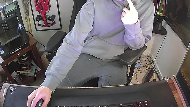 Snapshot of k_dick chatting on 11-22-25, 04:28 k dick online show from 11-22-25, 04:28