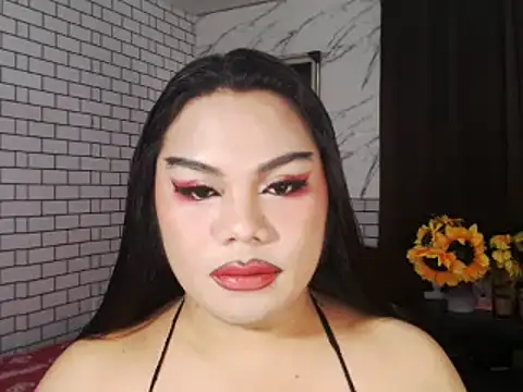 Snapshot of TSbrianaHugeCock chatting on 10-20-25, 04:02 TSbrianaHugeCock online show from 10-20-25, 04:02