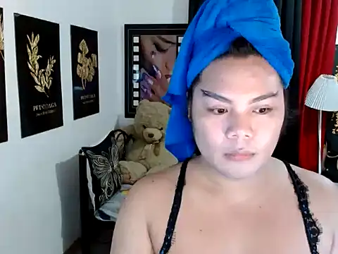 TSbrianaHugeCock online show from 04-22-26, 02:51