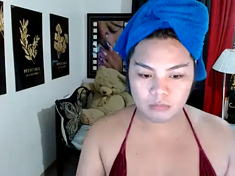 TSbrianaHugeCock online show from 04-27-26, 02:59