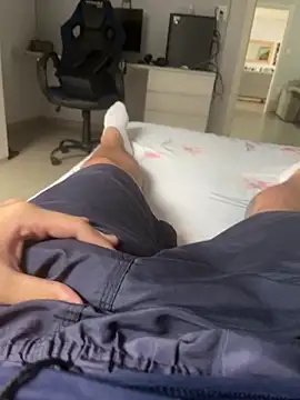 Snapshot of Novinho16cmz chatting on 09-22-25, 03:47 Novinho16cmz online show from 09-22-25, 03:47