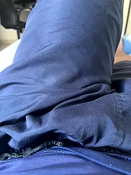 Snapshot of Novinho16cmz chatting on 10-06-25, 04:15 Novinho16cmz online show from 10-06-25, 04:15