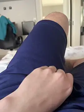 Novinho16cmz online show from 11-06-25, 03:57