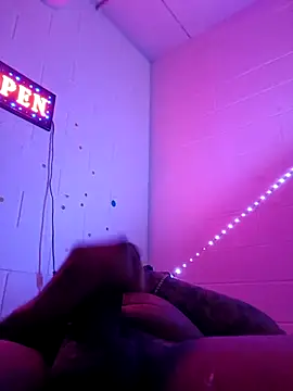 Nuttygmarley online show from 11-27-25, 09:44