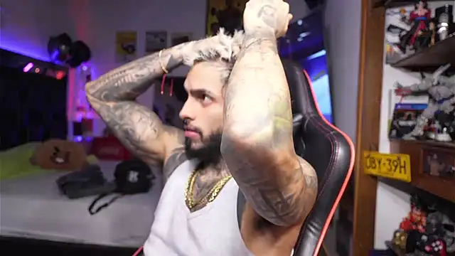 logan hugh8 online show from 03-23-26, 05:11