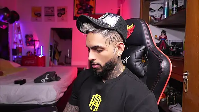 logan hugh8 online show from 04-01-26, 12:33