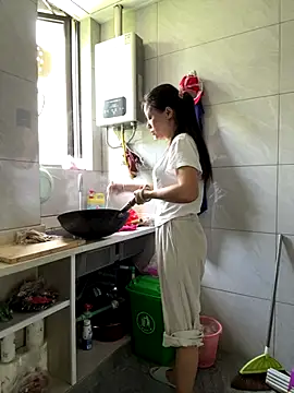 coco-o online show from 09-28-25, 03:34