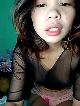 Sexxie Ella22 online show from 09-28-25, 07:41