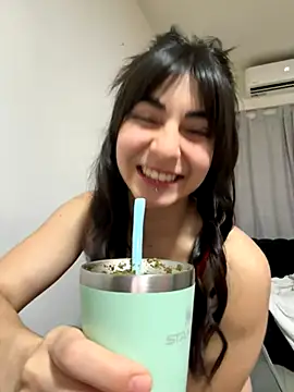 Snapshot of julichikita chatting on 10-31-25, 03:29 julichikita online show from 10-31-25, 03:29