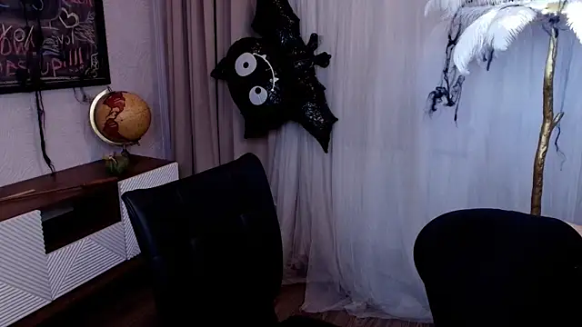 Dark Moni online show from 10-24-25, 02:41