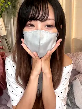 emiiiii1001 online show from 09-26-25, 05:11