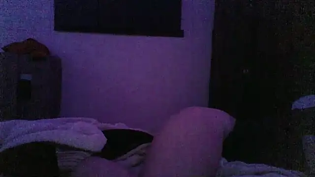 Snapshot of jenmarquez_ chatting on 11-19-25, 06:13 jenmarquez online show from 11-19-25, 06:13