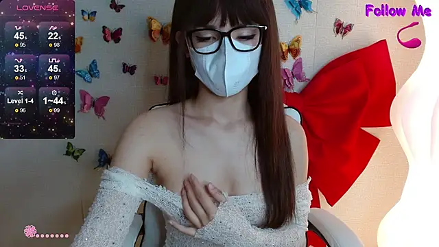 Snapshot of Boobyy-Bae chatting on 11-12-25, 01:17 Boobyy-Bae online show from 11-12-25, 01:17