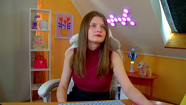 JaneRosen online show from 04-25-26, 01:41