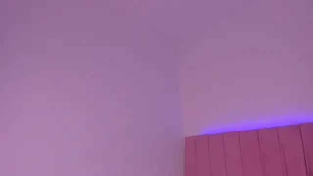 MiaWonderfull online show from 11-28-25, 04:15