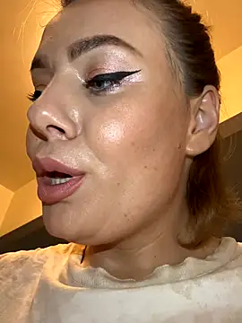 emmasweett11 online show from 09-23-25, 12:19