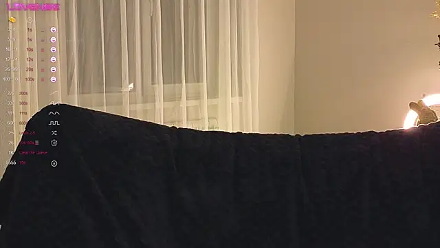 NyxaThorn online show from 10-27-25, 02:43