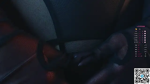 GildedKitten online show from 09-30-25, 06:13