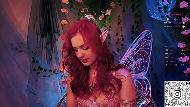 GildedKitten online show from 11-30-25, 05:50