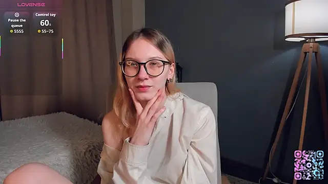 SharylSmalt online show from 02-06-26, 01:10