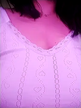 Snapshot of maria_sexyyyy chatting on 06-07-26, 01:15 maria sexyyyy online show from 06-07-26, 01:15