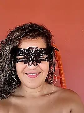 RaphinhaSanches online show from 10-06-25, 01:41