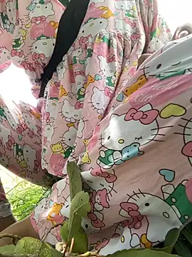 Snapshot of Knorr_Vietnams chatting on 09-18-25, 05:09 Knorr Vietnams online show from 09-18-25, 05:09