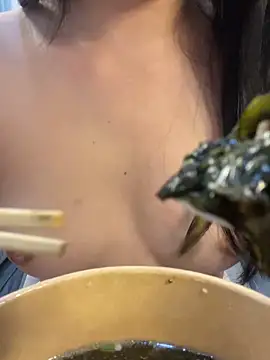 Snapshot of Knorr_Vietnams chatting on 11-05-25, 04:56 Knorr Vietnams online show from 11-05-25, 04:56