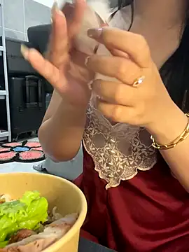 Snapshot of Knorr_Vietnams chatting on 11-20-25, 05:40 Knorr Vietnams online show from 11-20-25, 05:40