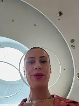  JessyRey  online show from 04-27-26, 12:25