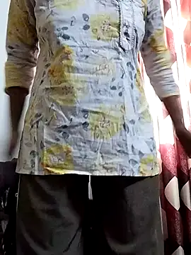 Snapshot of Laxmi_89 chatting on 10-18-25, 02:58 Laxmi 89 online show from 10-18-25, 02:58