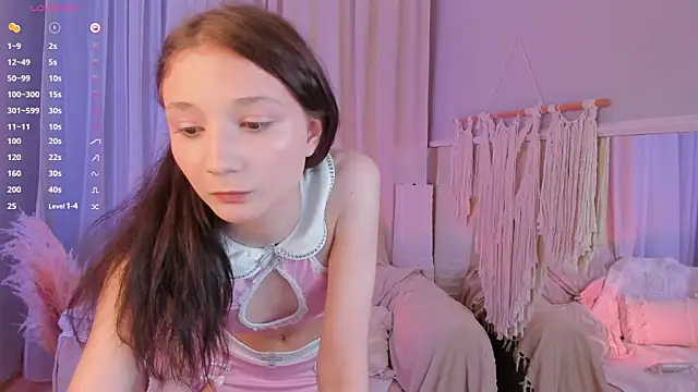 MilliMouse online show from 09-10-25, 05:13