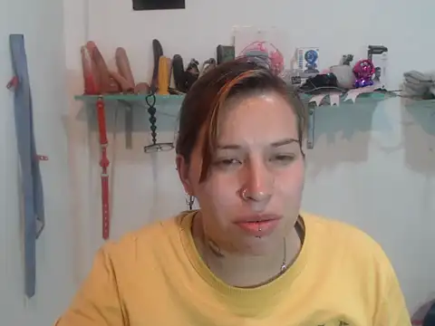 cloequeen15 online show from 09-22-25, 05:59