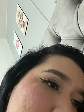 Snapshot of Aliciawhitee chatting on 09-09-25, 04:45 Aliciawhitee online show from 09-09-25, 04:45