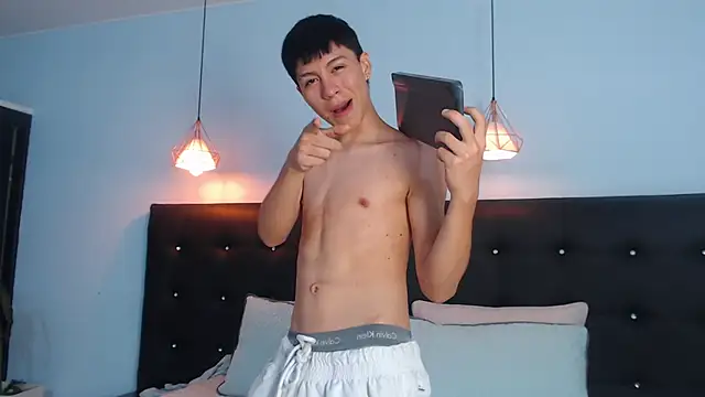 Abraham horny18 online show from 10-14-25, 07:14