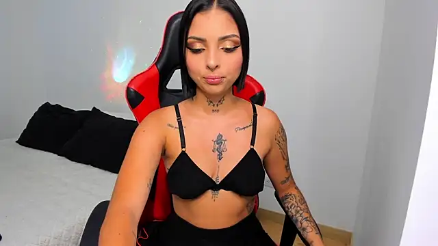 hannah miltonn online show from 04-28-26, 07:30