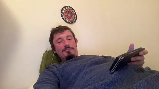 Snapshot of sunZfun chatting on 12-20-25, 10:50 sunZfun online show from 12-20-25, 10:50