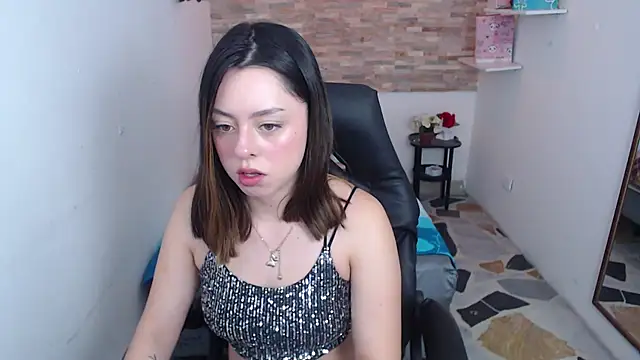 LiaGlow online show from 09-23-25, 02:53