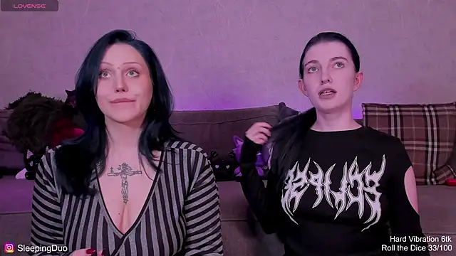 Threesomebabes online show from 06-12-26, 07:35