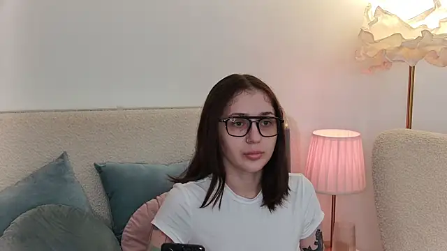 RubyStones   online show from 10-30-25, 04:08