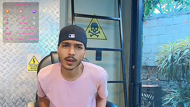 Snapshot of MarcusRain_ chatting on 09-18-25, 07:27 MarcusRain  online show from 09-18-25, 07:27