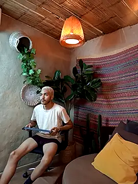 Snapshot of MarcusRain_ chatting on 09-28-25, 03:34 MarcusRain  online show from 09-28-25, 03:34