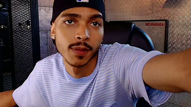 Snapshot of MarcusRain_ chatting on 10-07-25, 03:36 MarcusRain  online show from 10-07-25, 03:36