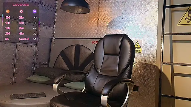 Snapshot of MarcusRain_ chatting on 10-08-25, 03:04 MarcusRain  online show from 10-08-25, 03:04