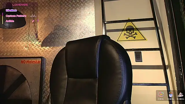 Snapshot of MarcusRain_ chatting on 10-10-25, 02:43 MarcusRain  online show from 10-10-25, 02:43