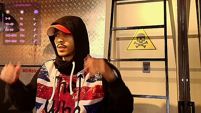 Snapshot of MarcusRain_ chatting on 10-11-25, 03:39 MarcusRain  online show from 10-11-25, 03:39