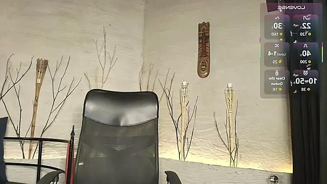 Snapshot of MarcusRain_ chatting on 10-21-25, 07:25 MarcusRain  online show from 10-21-25, 07:25