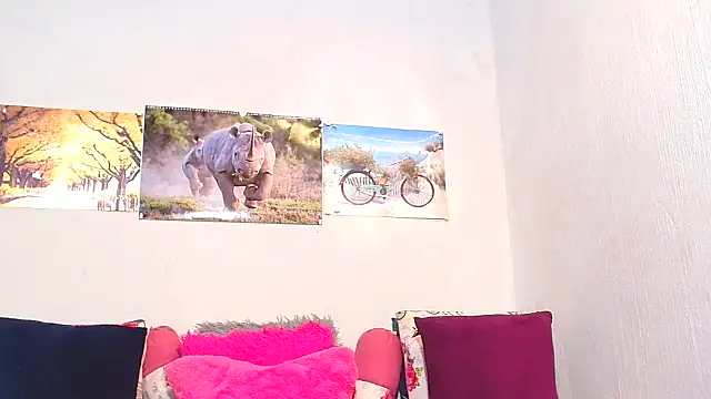 Snapshot of LoloQueen5 chatting on 09-20-25, 11:28 LoloQueen5 online show from 09-20-25, 11:28